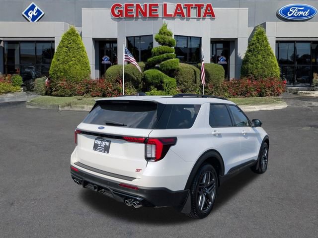 Used 2025 Ford Explorer ST AWD/4WD image 7