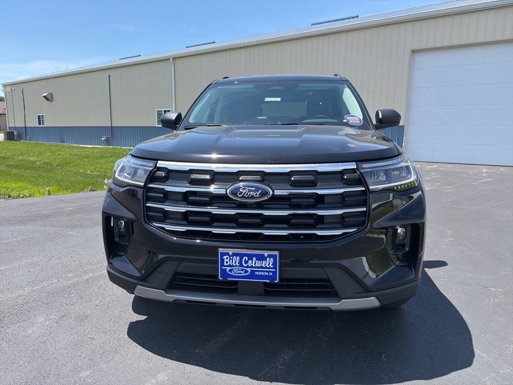 New 2026 Ford Explorer Active w/ Active Comfort Package AWD/4WD image 8