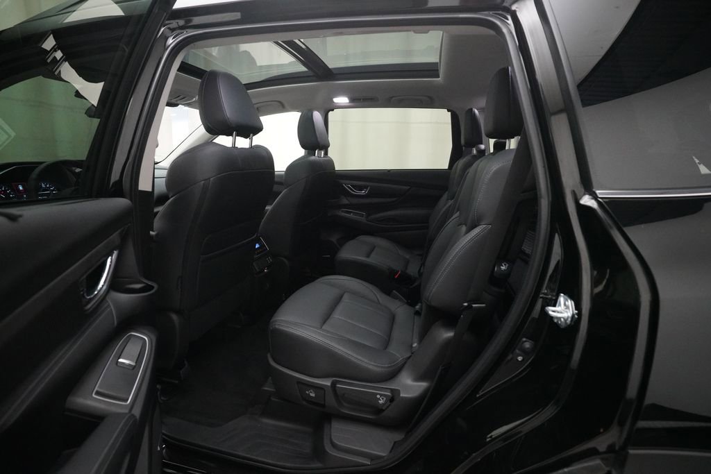 Certified 2025 Subaru Ascent Limited image 16