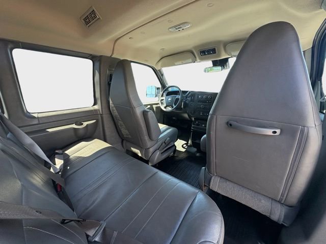 Used 2024 Chevrolet Express 3500 LS w/ Chrome Appearance Package RWD image 19