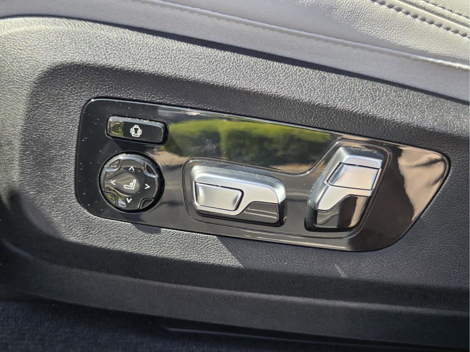Certified 2026 BMW X7 xDrive40i image 21