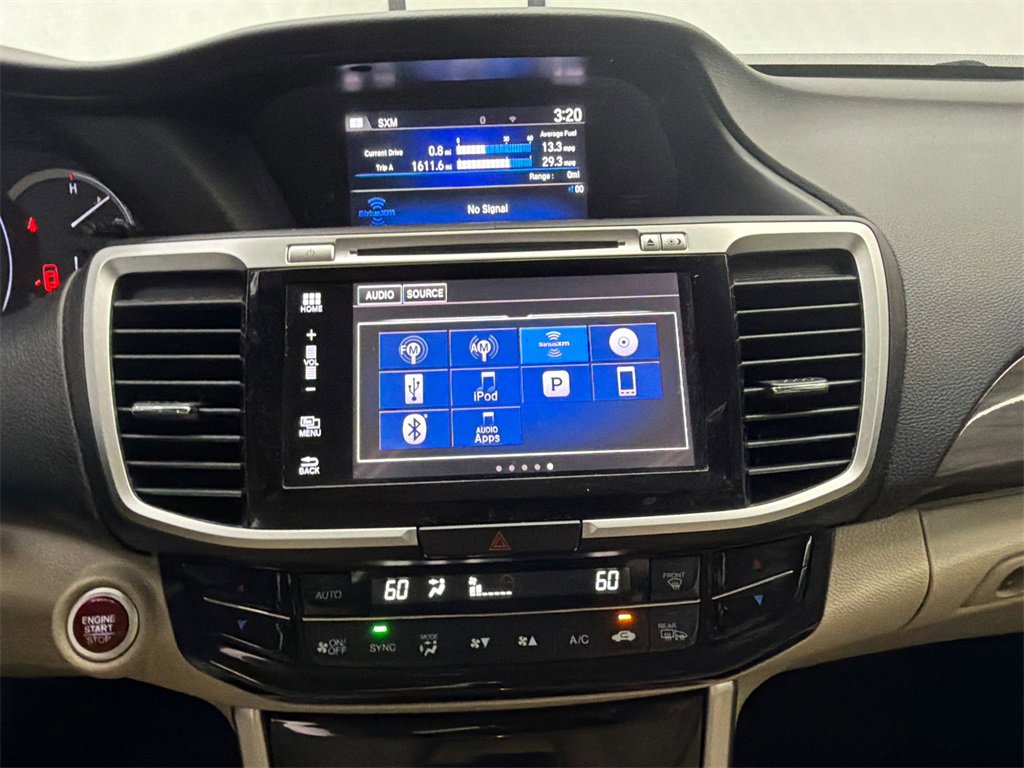 Used 2017 Honda Accord EX image 28
