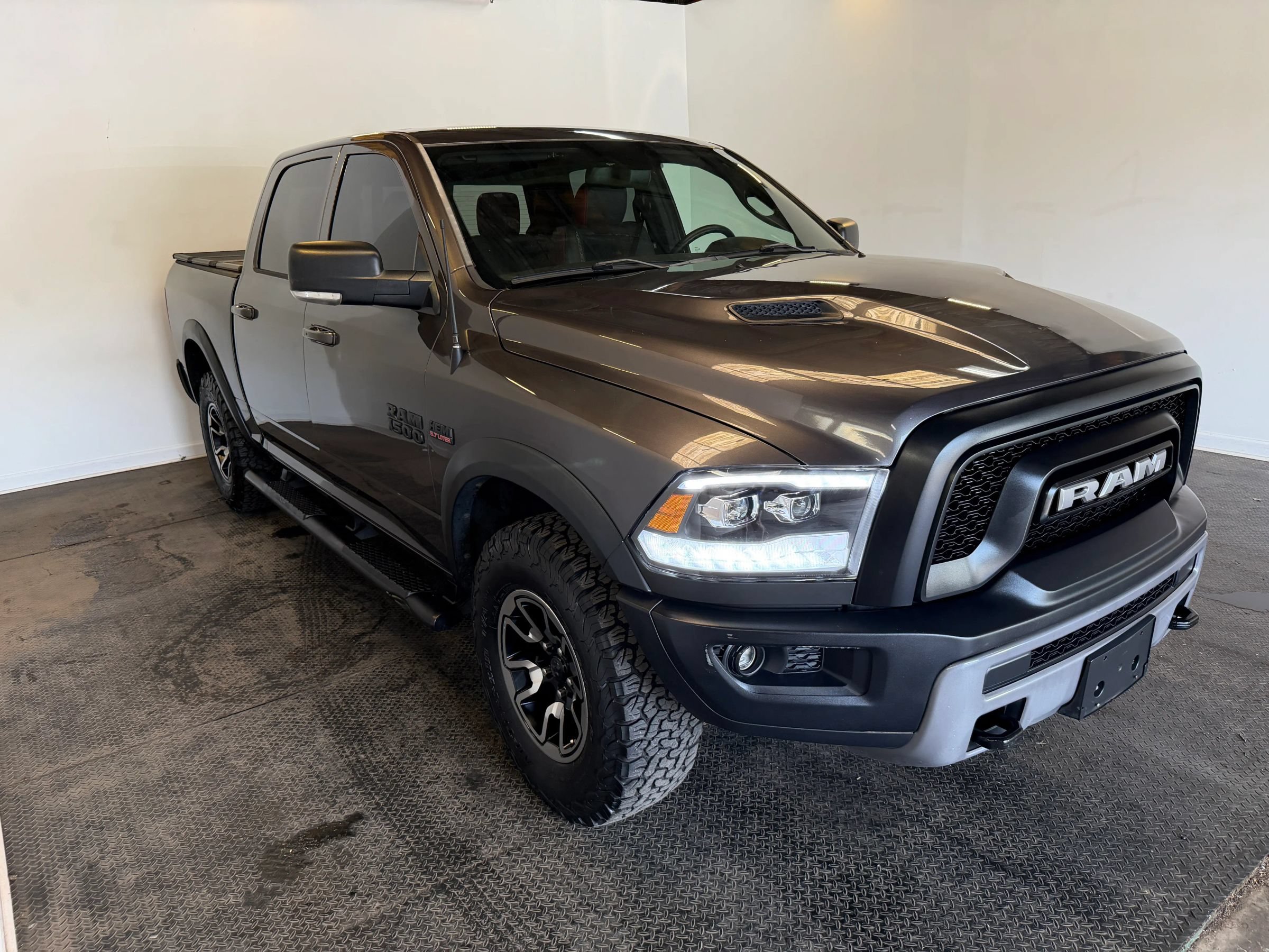 Used 2016 RAM 1500 Rebel w/ Luxury Group AWD/4WD image 2