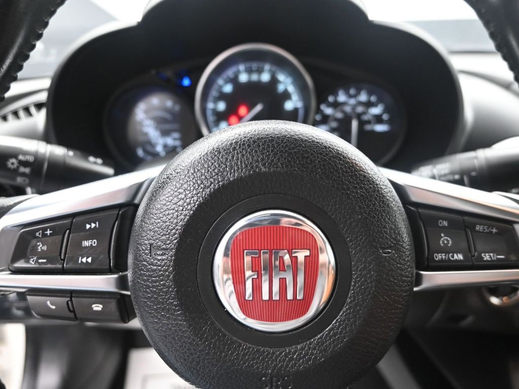 Used 2019 FIAT 124 Spider Lusso w/ Convenience Group image 14