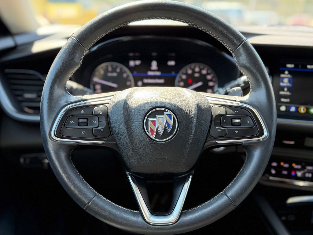 Used 2023 Buick Envision Essence AWD/4WD image 11