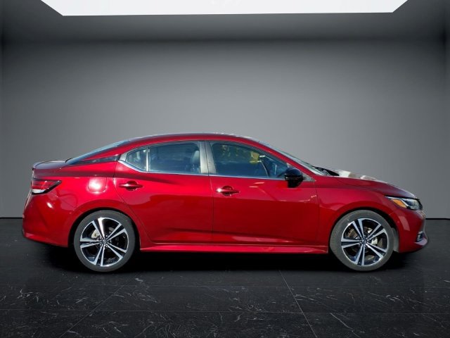 Used 2021 Nissan Sentra SR w/ SR Premium Package FWD image 11