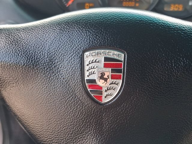 Used 2001 Porsche Boxster RWD image 22