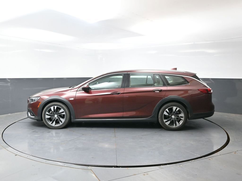 Used 2018 Buick Regal Preferred w/ Sights and Sounds Package AWD/4WD image 11