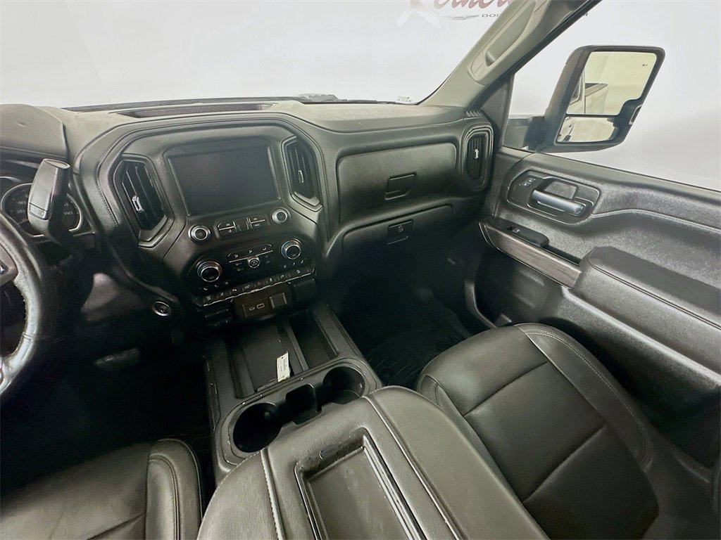 Used 2020 Chevrolet Silverado 2500 LTZ w/ LTZ Premium Package image 11