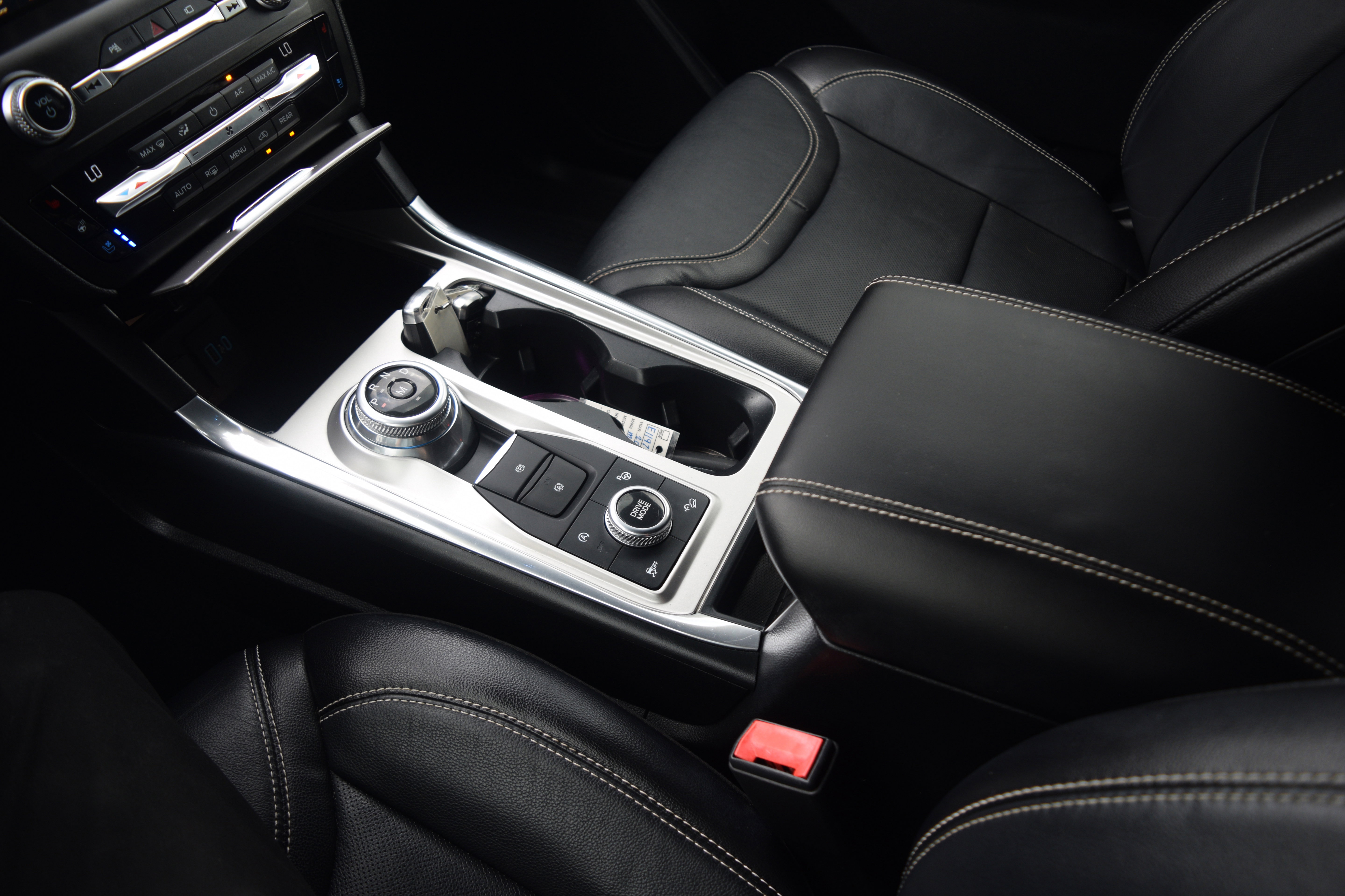 Used 2020 Ford Explorer ST w/ Premium Technology Package image 13
