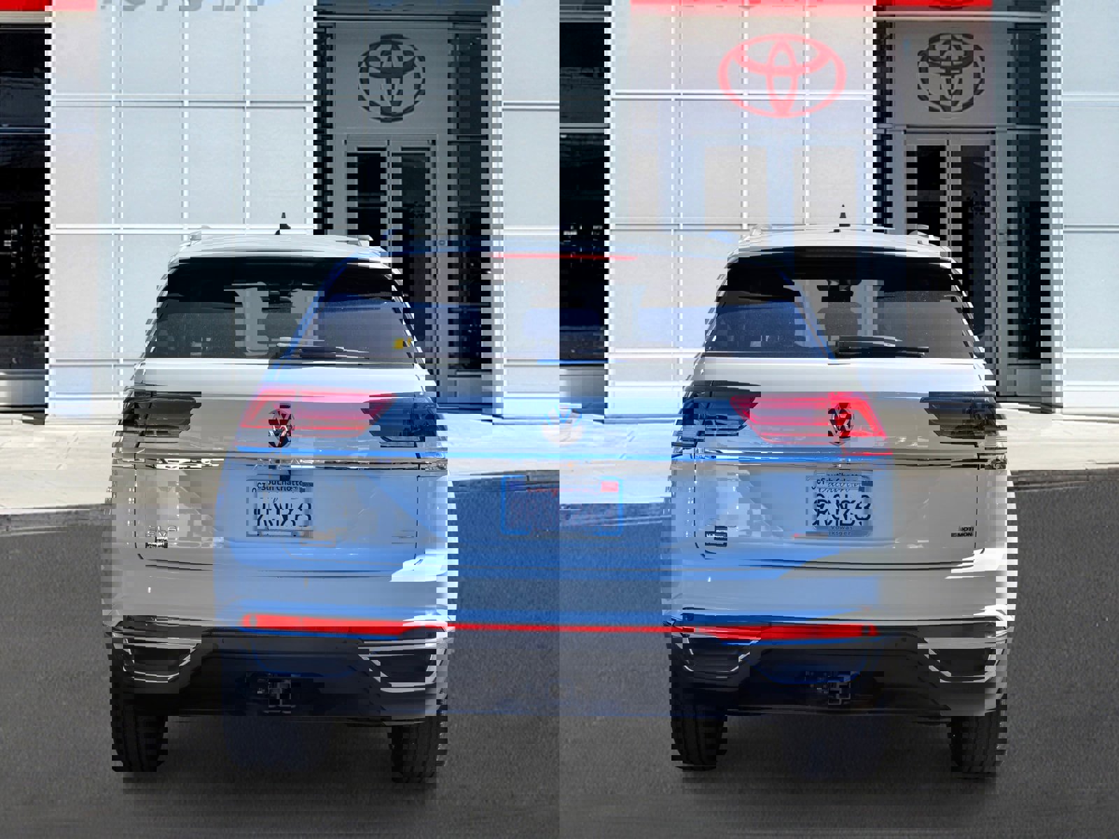 Used 2021 Volkswagen Atlas Cross Sport SEL Premium image 5