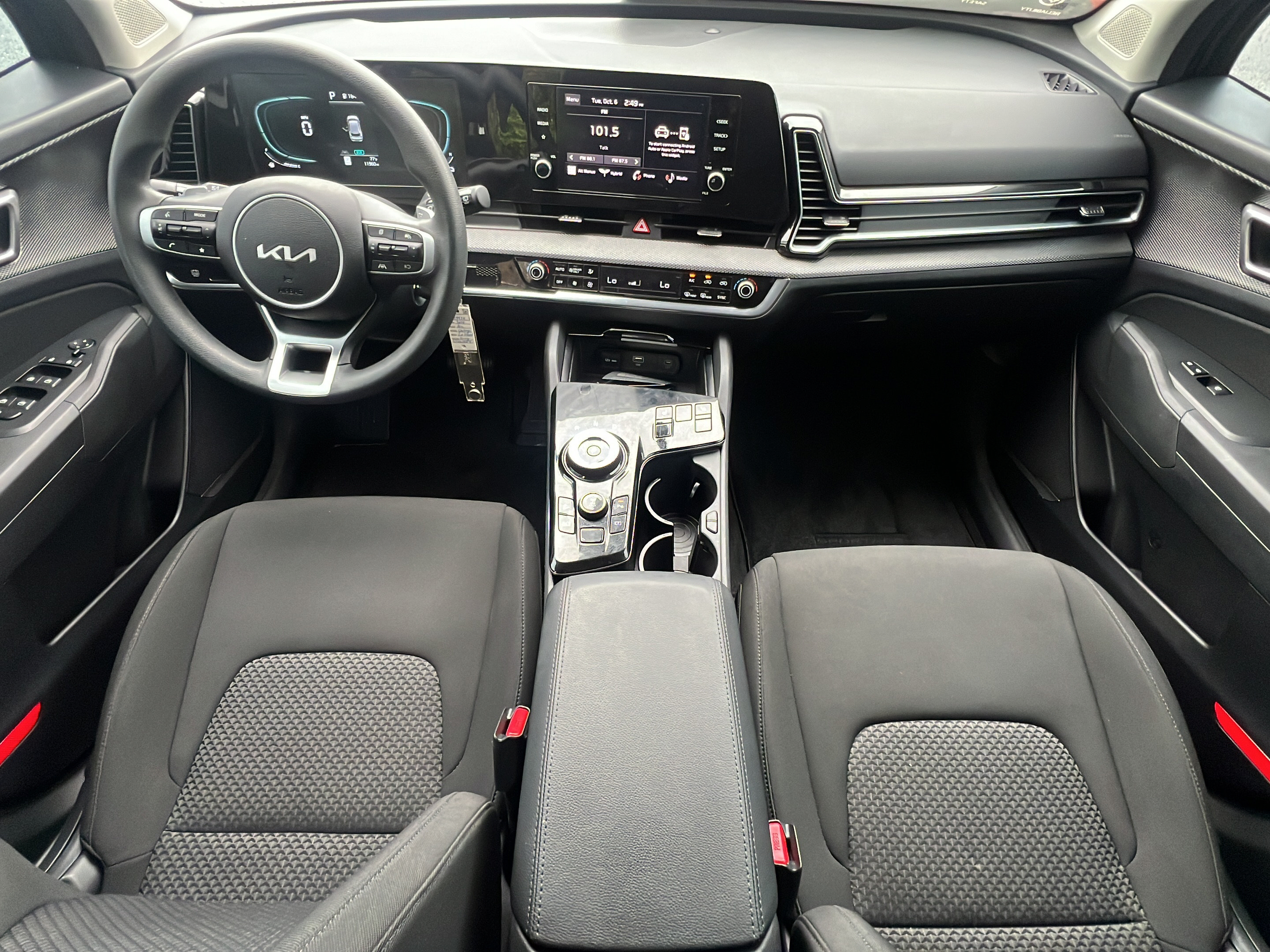 Certified 2025 Kia Sportage LX AWD/4WD image 14