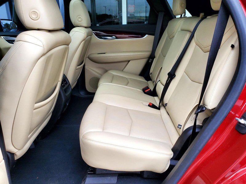 Used 2019 Cadillac XT5 Luxury FWD image 16