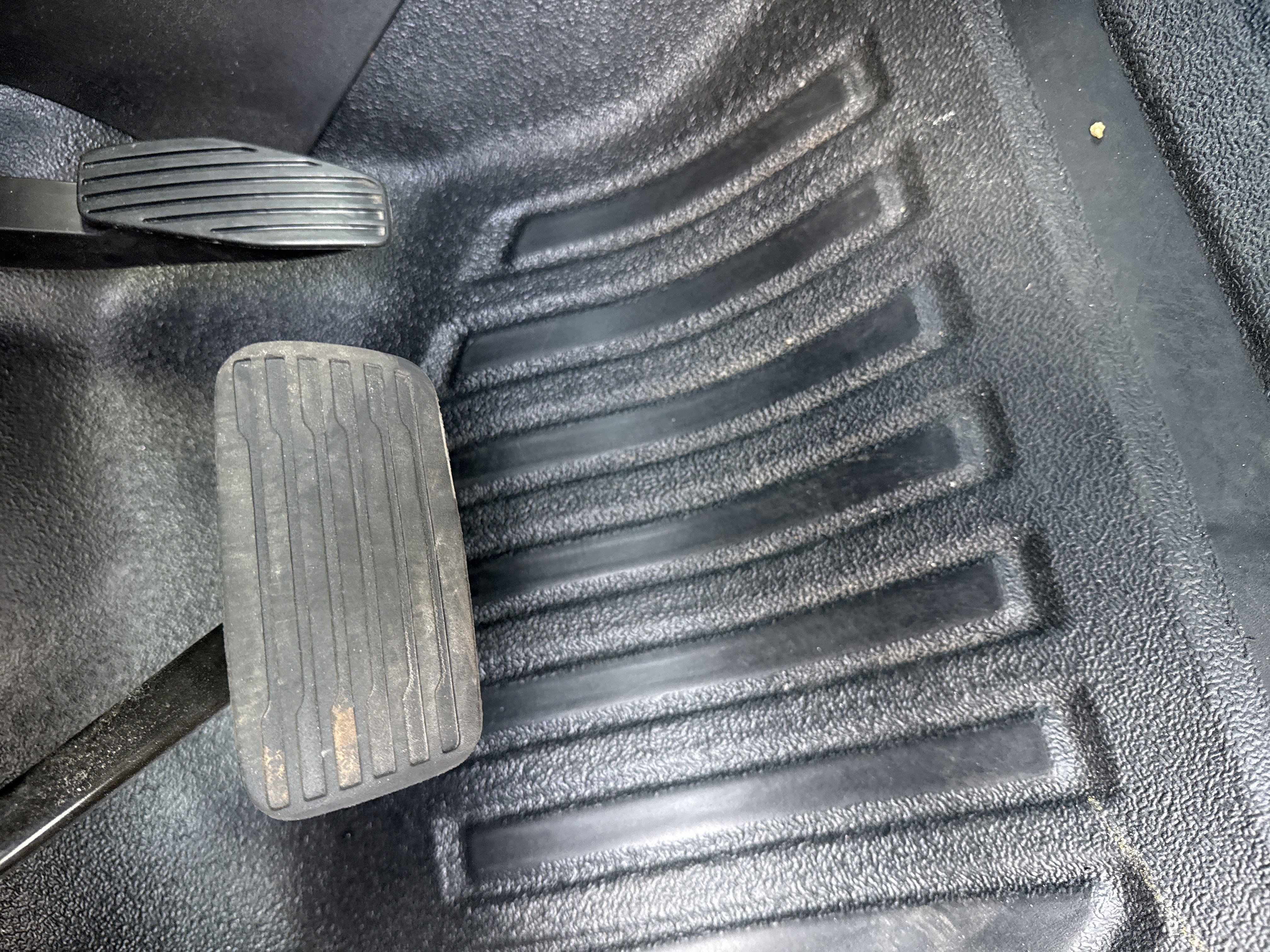 Used 2025 Chevrolet Silverado 1500 W/T RWD image 17