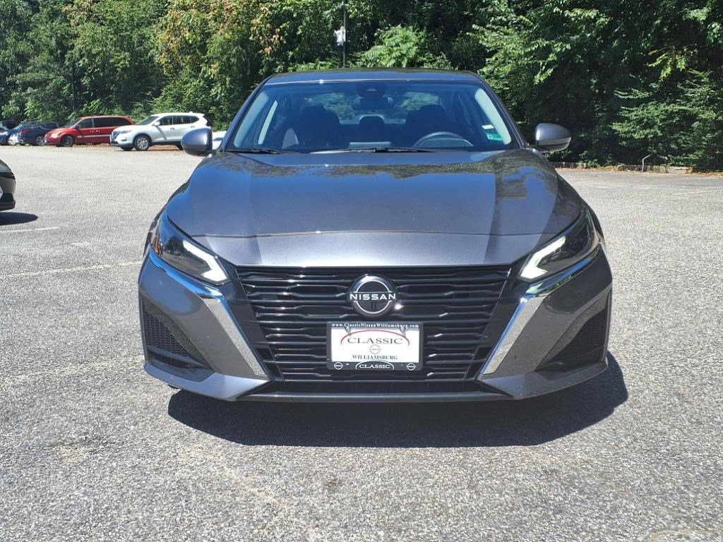 Used 2023 Nissan Altima 2.5 SV image 3