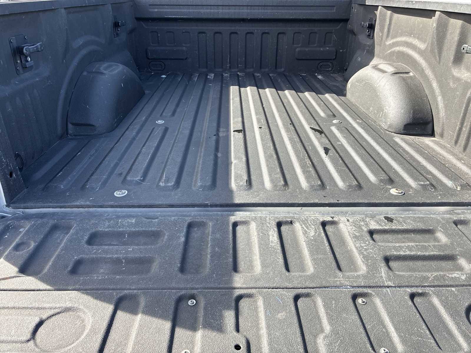 Used 2015 Ford F150 Lariat w/ Equipment Group 501A Mid image 18