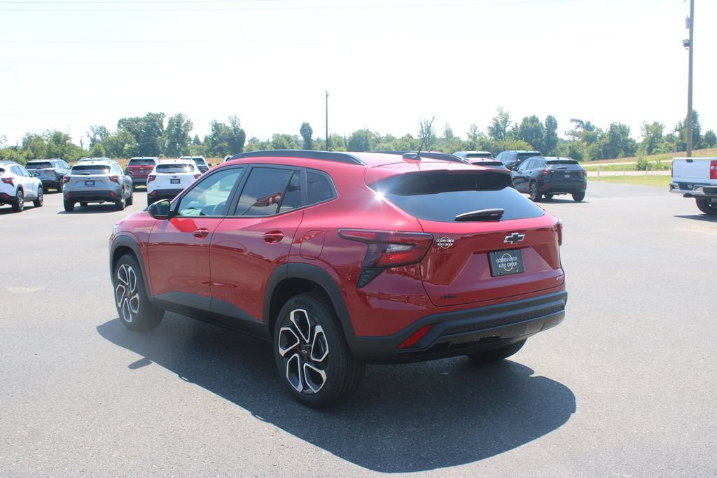 New 2026 Chevrolet Trax RS w/ Sunroof Package FWD image 7