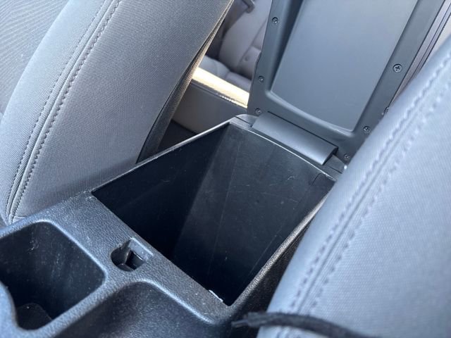 Used 2013 Hyundai Elantra GLS w/ Preferred Pkg image 23