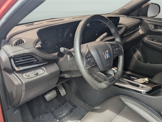 Used 2024 Buick Envista Sport Touring w/ Convenience I Package FWD image 10