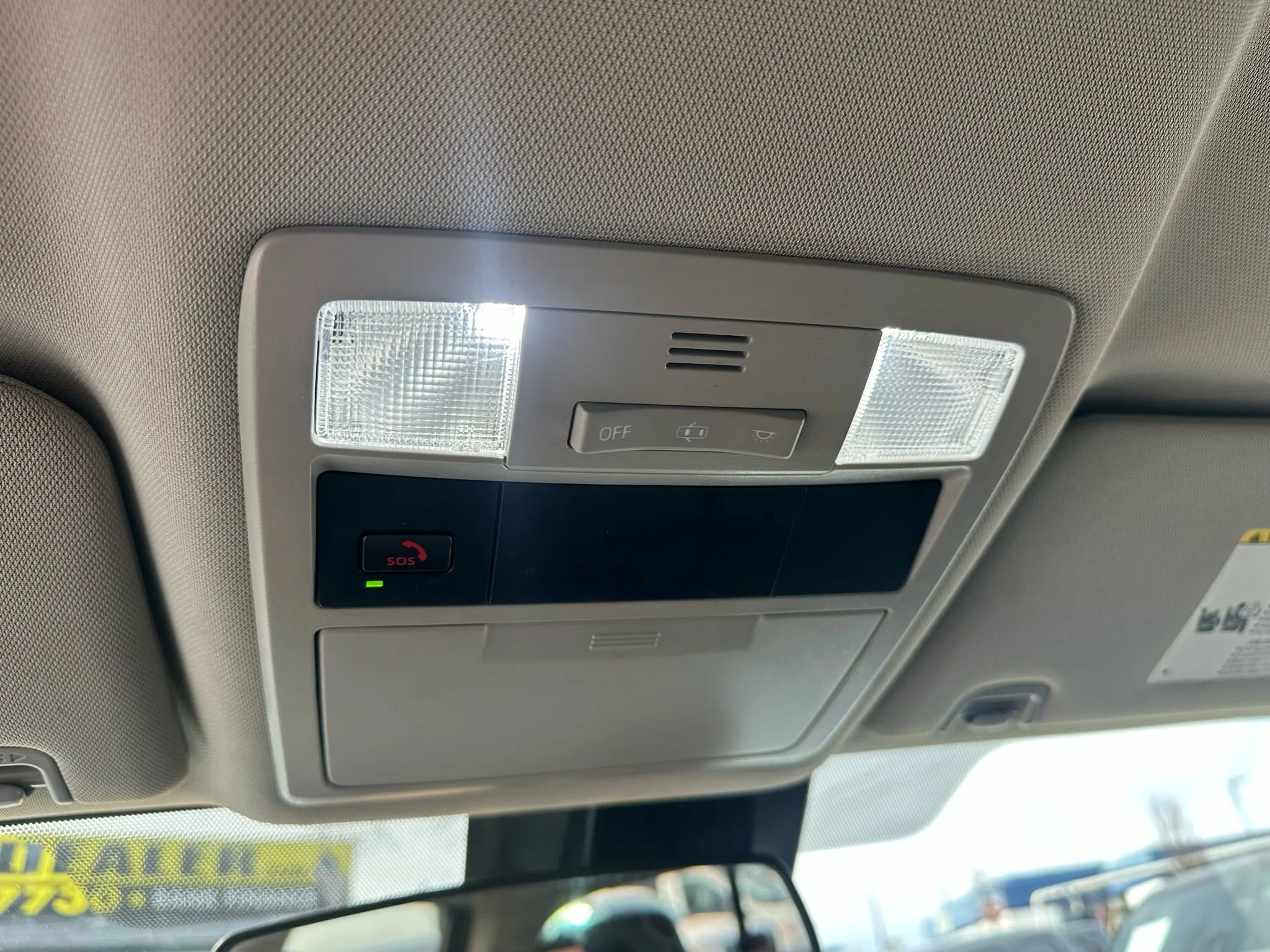 Used 2022 Toyota Tacoma SR w/ SR Convenience Package image 24