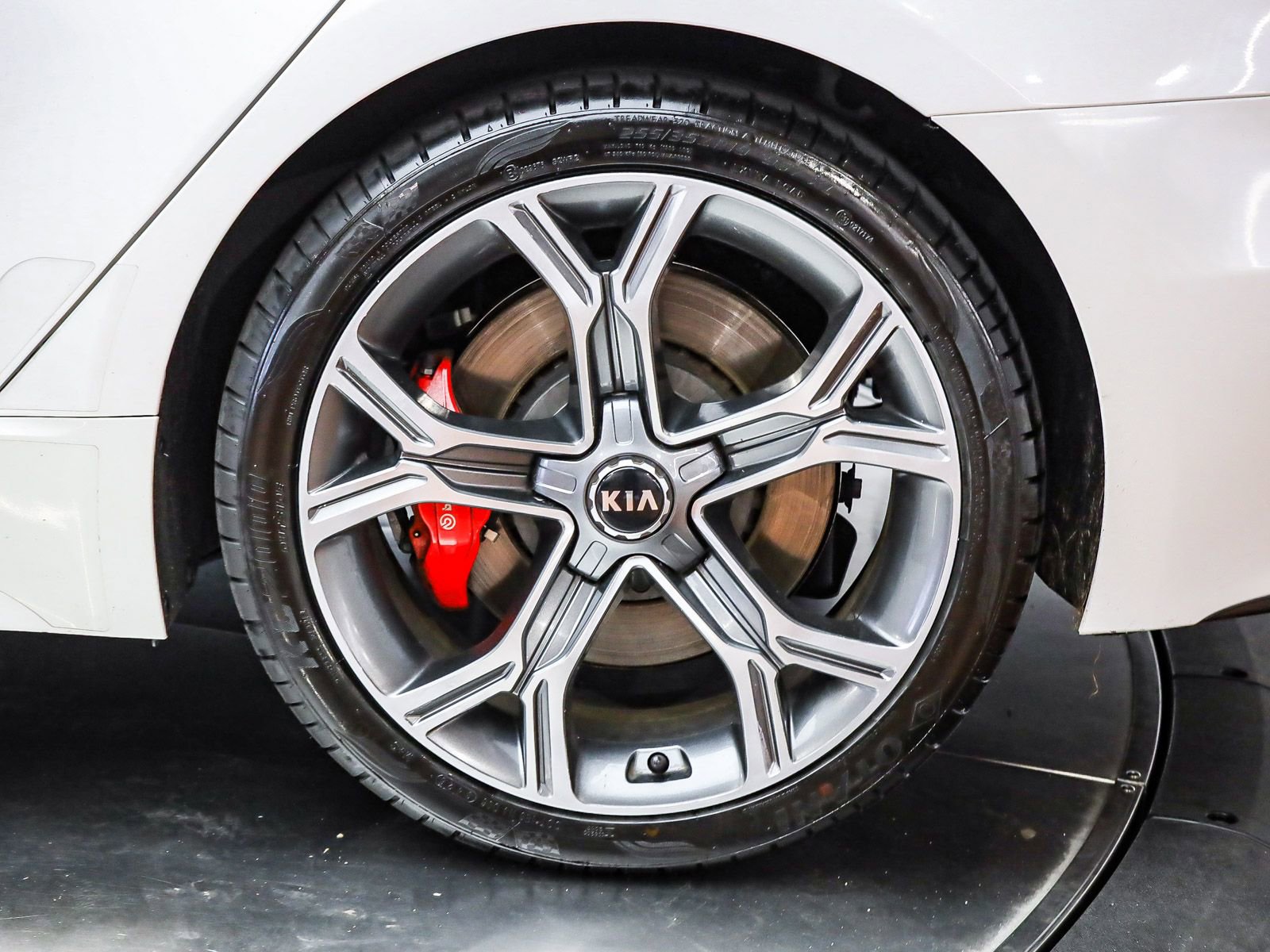 Used 2021 Kia Stinger GT image 11