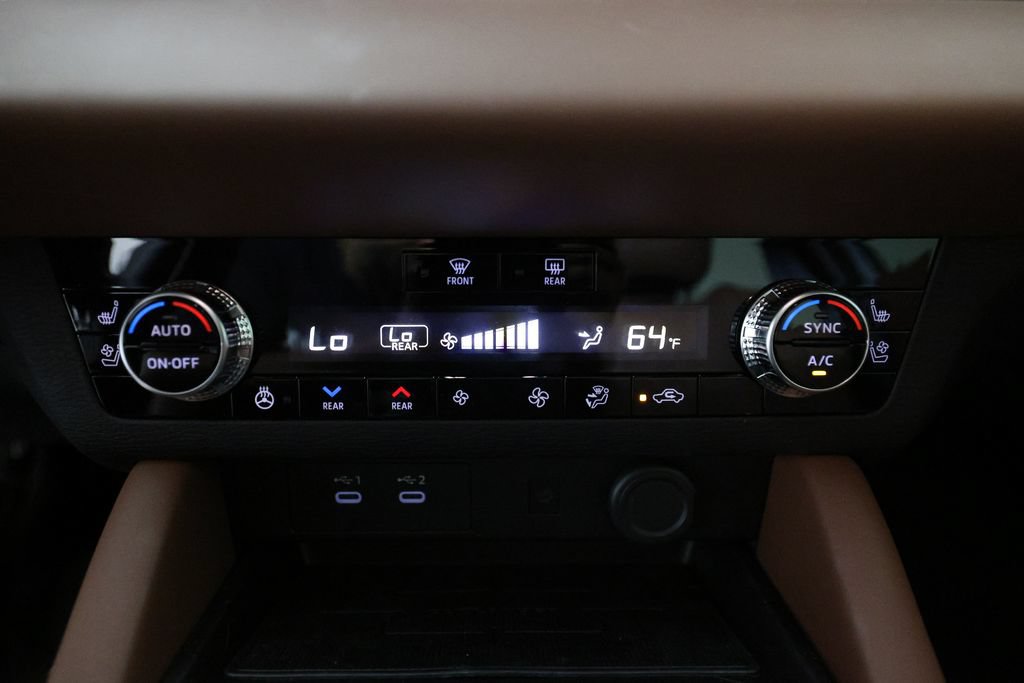 Used 2025 Mitsubishi Outlander SEL FWD image 28