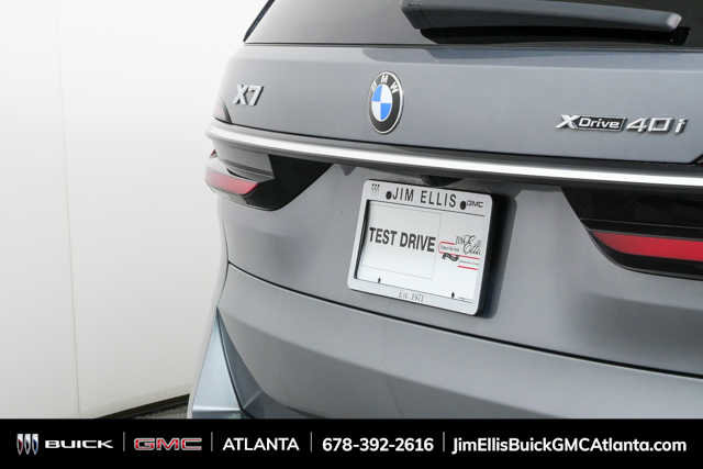Used 2023 BMW X7 xDrive40i image 37