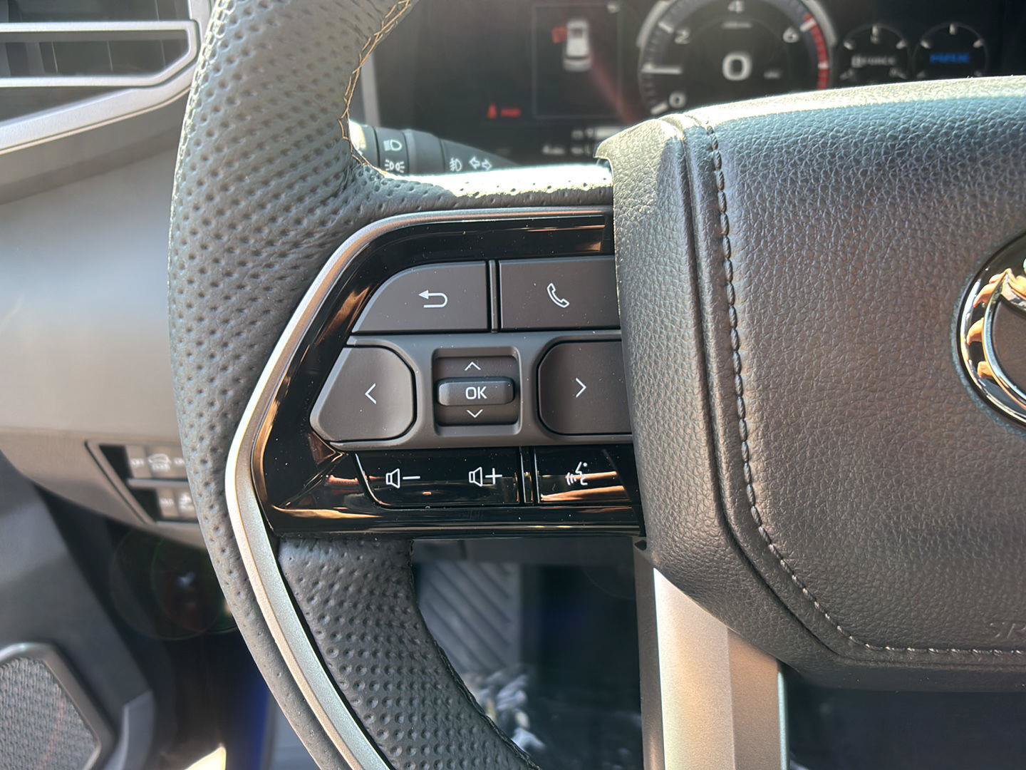New 2026 Toyota Sequoia Capstone AWD/4WD image 7