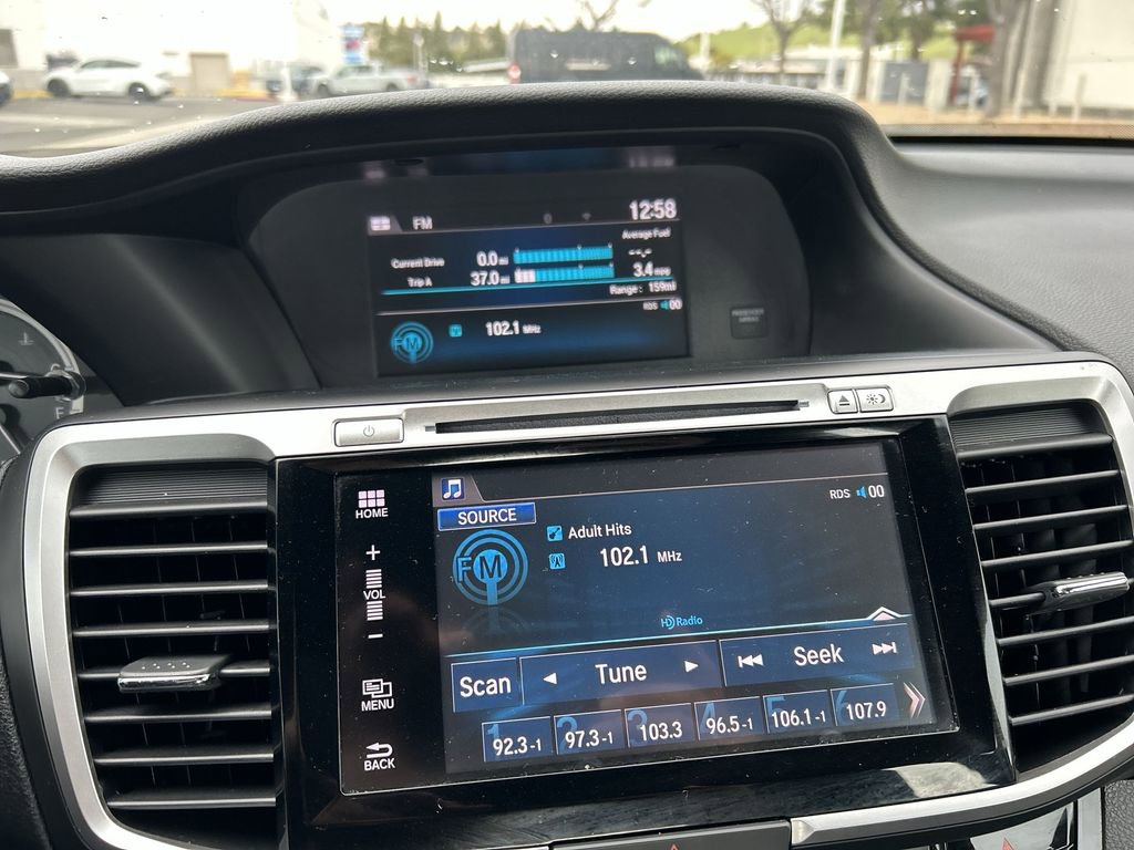 Used 2017 Honda Accord EX image 16