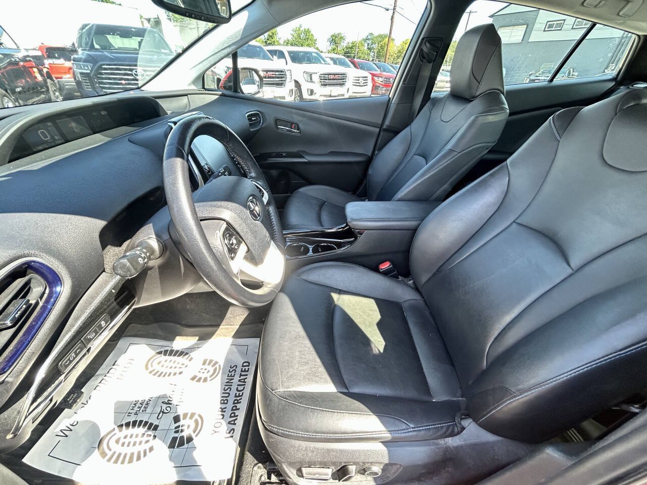 Used 2018 Toyota Prius Four Touring w/ Premium Convenience Package FWD image 8