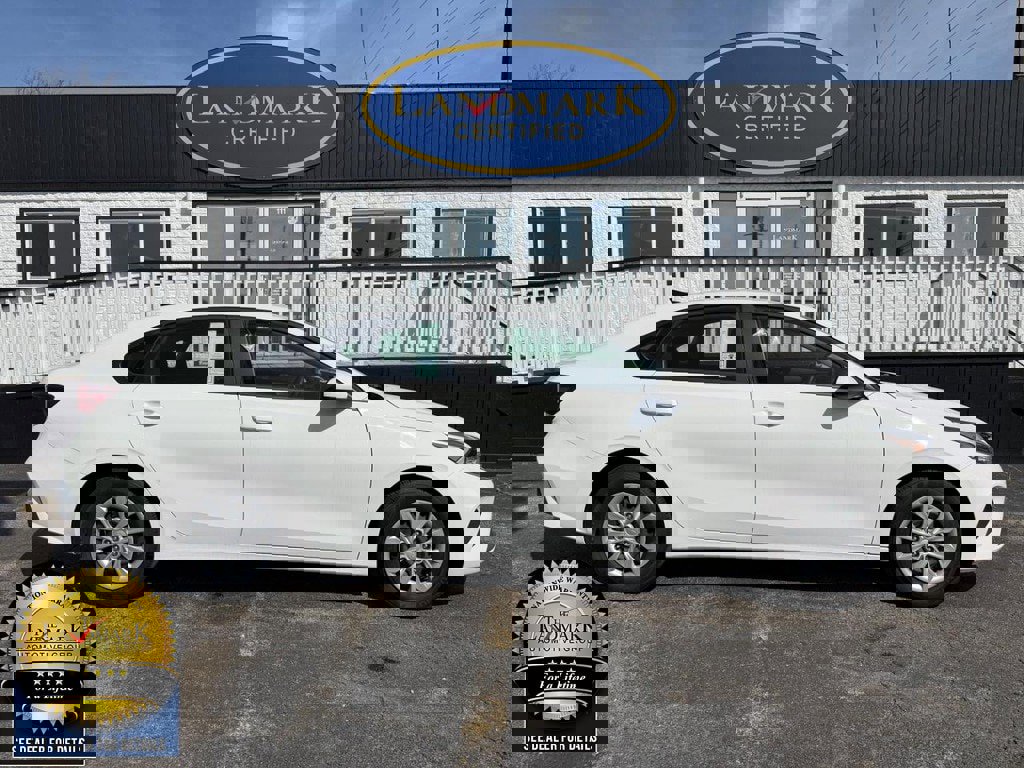 Used 2024 Kia Forte LX image 4