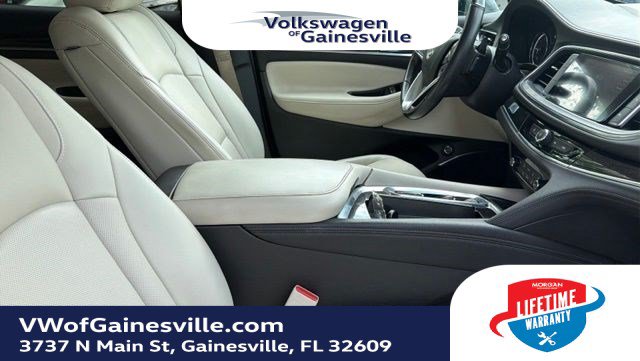 Used 2024 Buick Enclave Essence FWD image 10