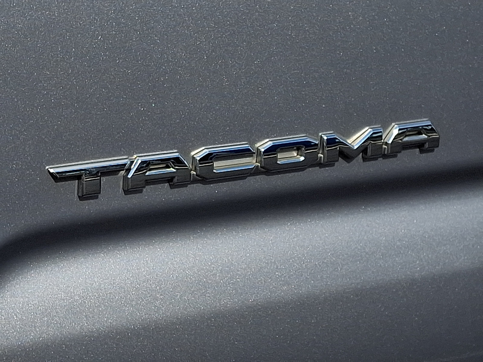 Used 2018 Toyota Tacoma Limited AWD/4WD image 35