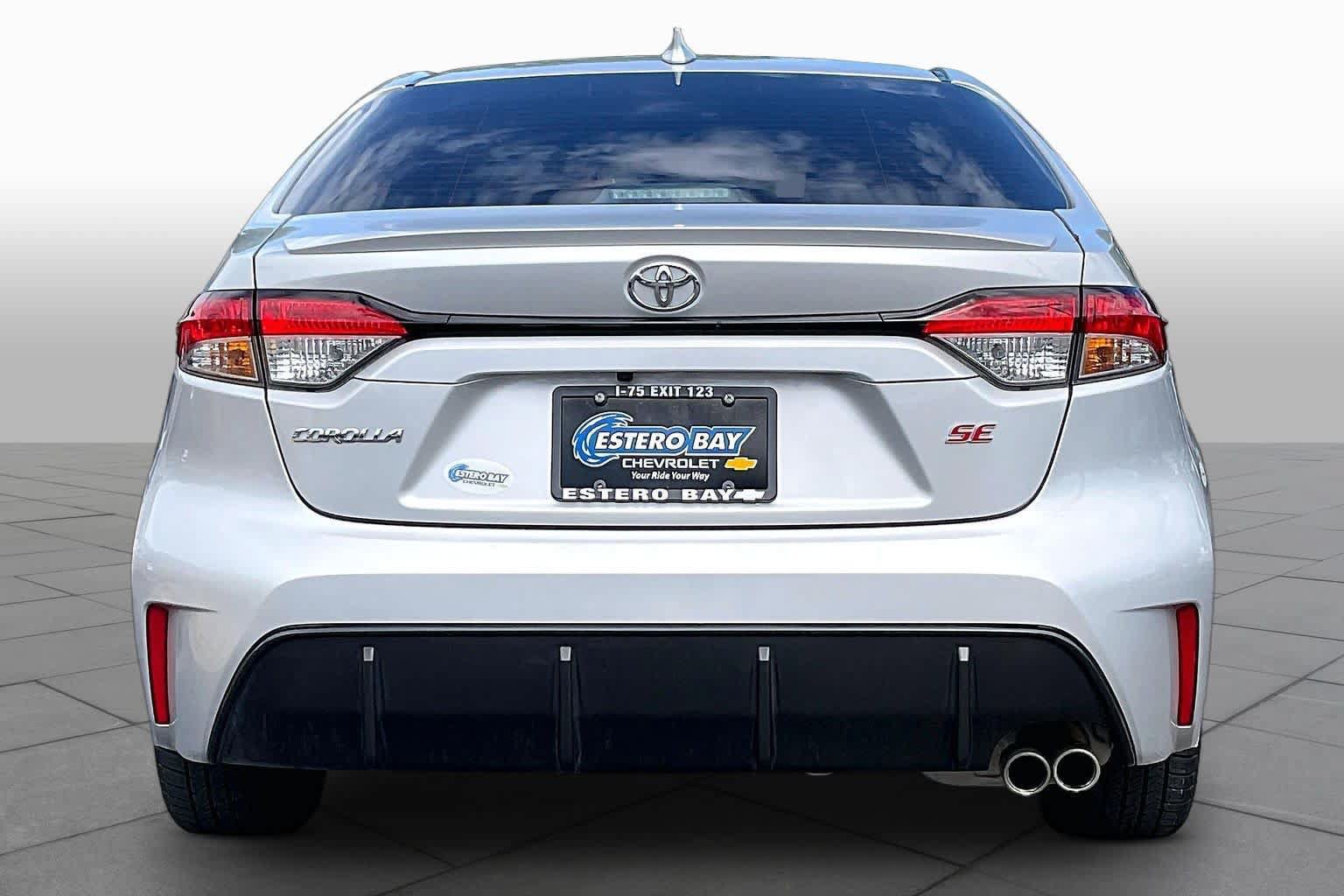 Used 2024 Toyota Corolla SE FWD image 5