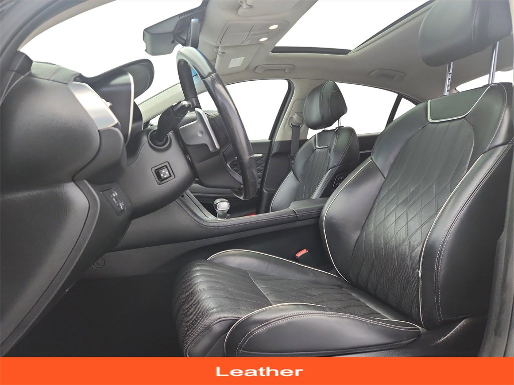 Used 2019 Genesis G70 2.0T Advanced w/ Dynamic Package image 11