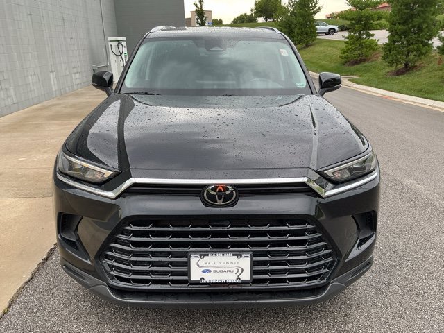 Used 2025 Toyota Grand Highlander AWD image 6