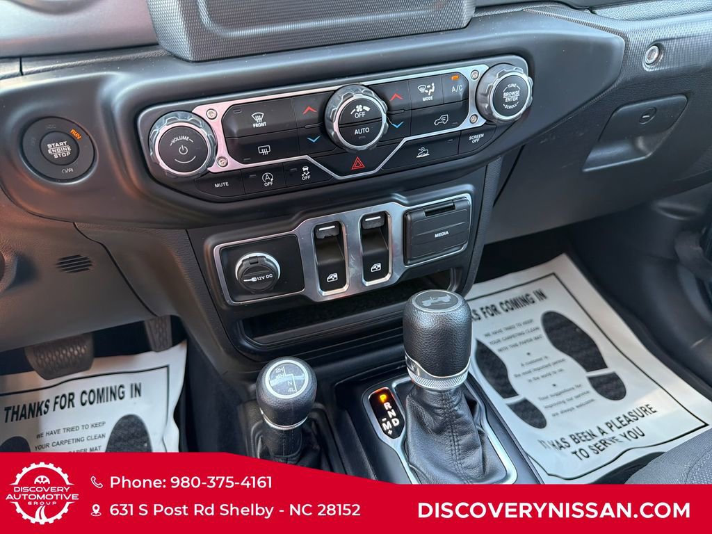 Used 2023 Jeep Wrangler Willys image 19