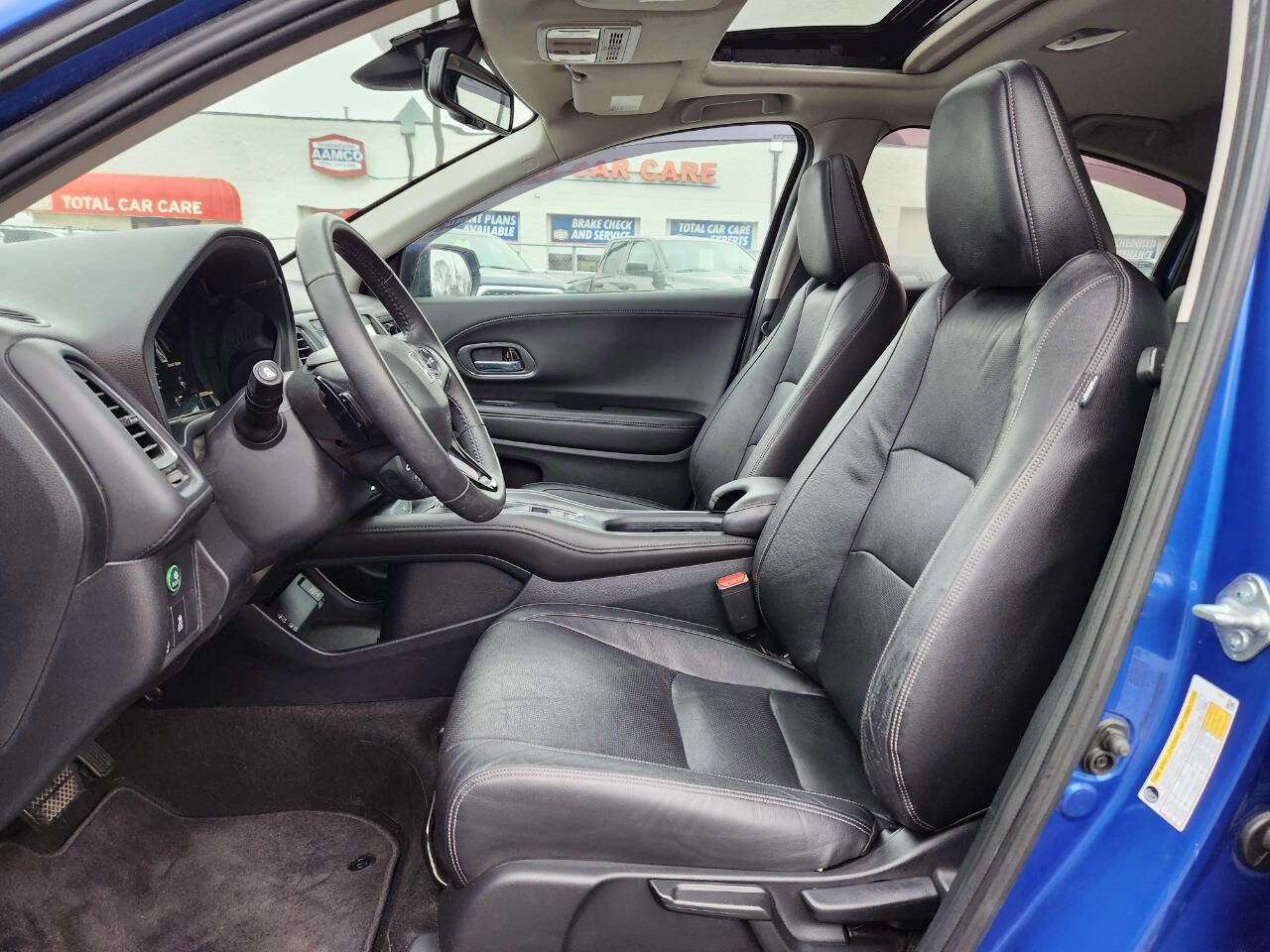 Used 2021 Honda HR-V EX-L image 11