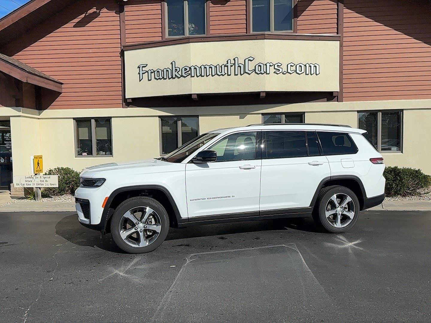 New 2026 Jeep Grand Cherokee L Limited w/ Luxury Tech Group II