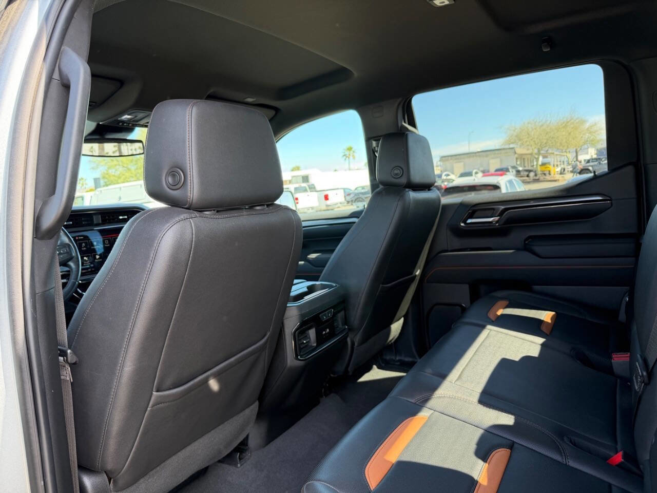 Used 2023 GMC Sierra 1500 AT4 AWD/4WD image 17