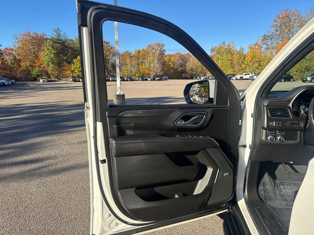 Used 2021 GMC Yukon XL AT4 image 25