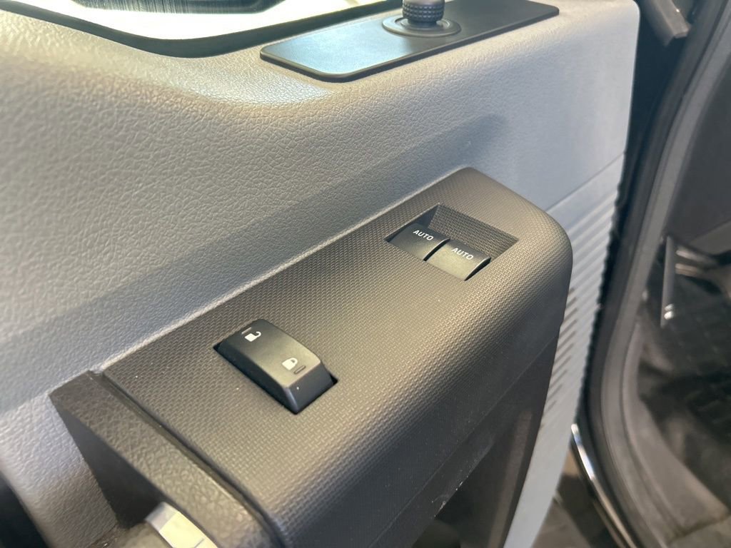 Used 2015 Ford F350 XL image 35