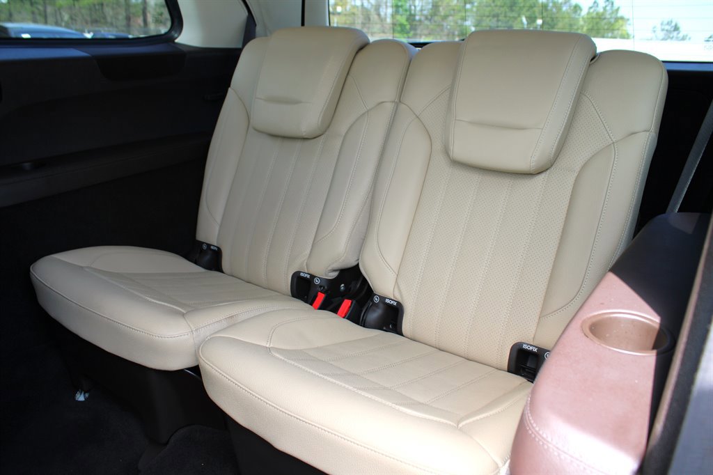 Used 2017 Mercedes-Benz GLS 450 4MATIC image 25