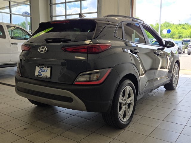Used 2022 Hyundai Kona SEL w/ Cargo Package FWD image 9