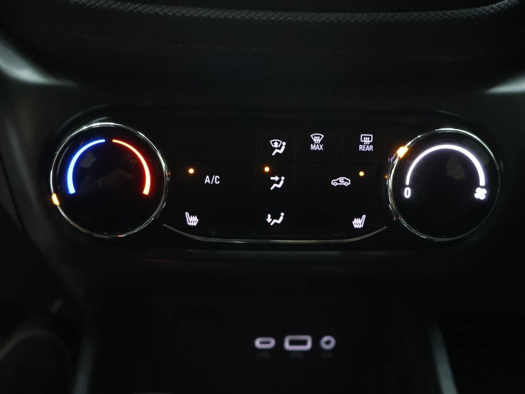 Used 2022 Chevrolet TrailBlazer RS AWD/4WD image 23