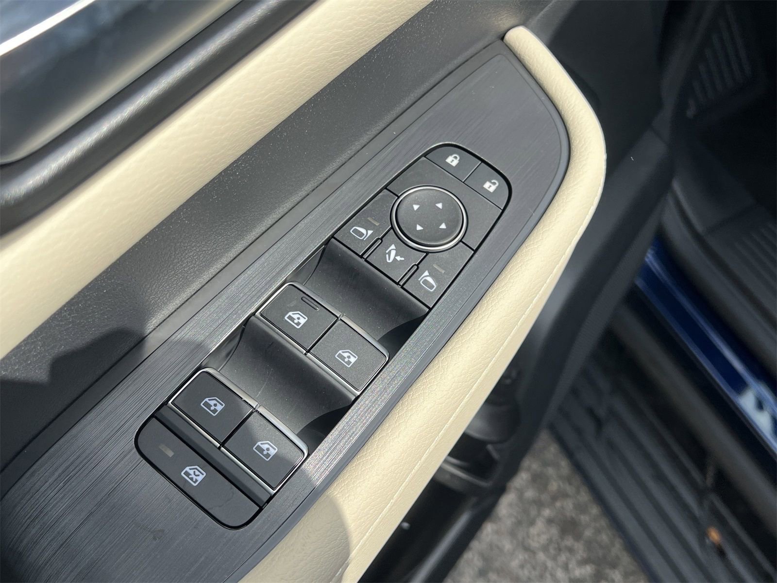 New 2025 Nissan Armada Platinum Reserve image 20