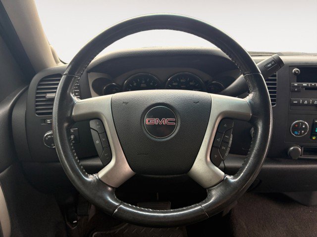 Used 2007 GMC Sierra 1500 SLE w/ SLE1 Preferred Package AWD/4WD image 12