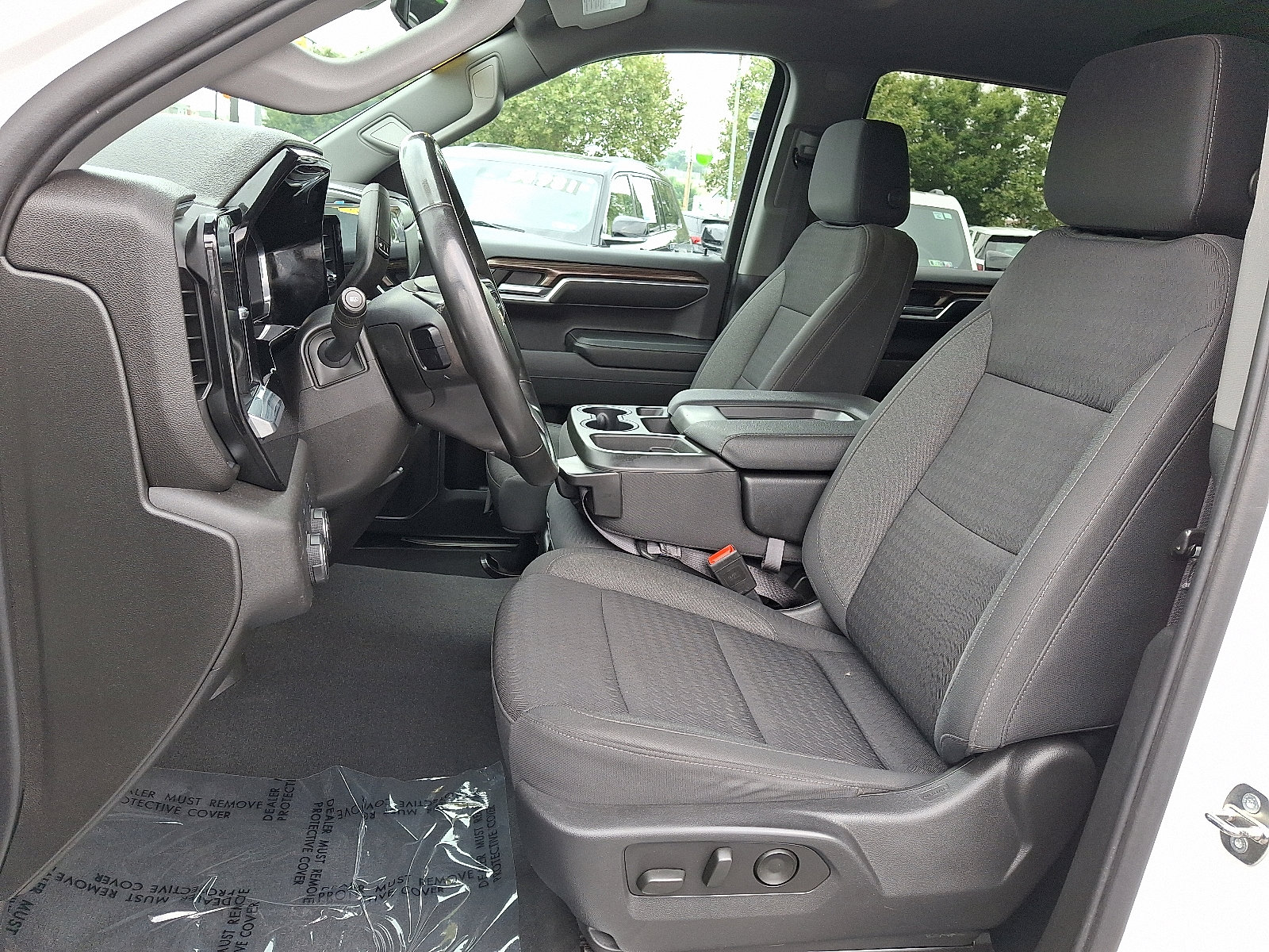 Used 2023 Chevrolet Silverado 1500 LT image 13