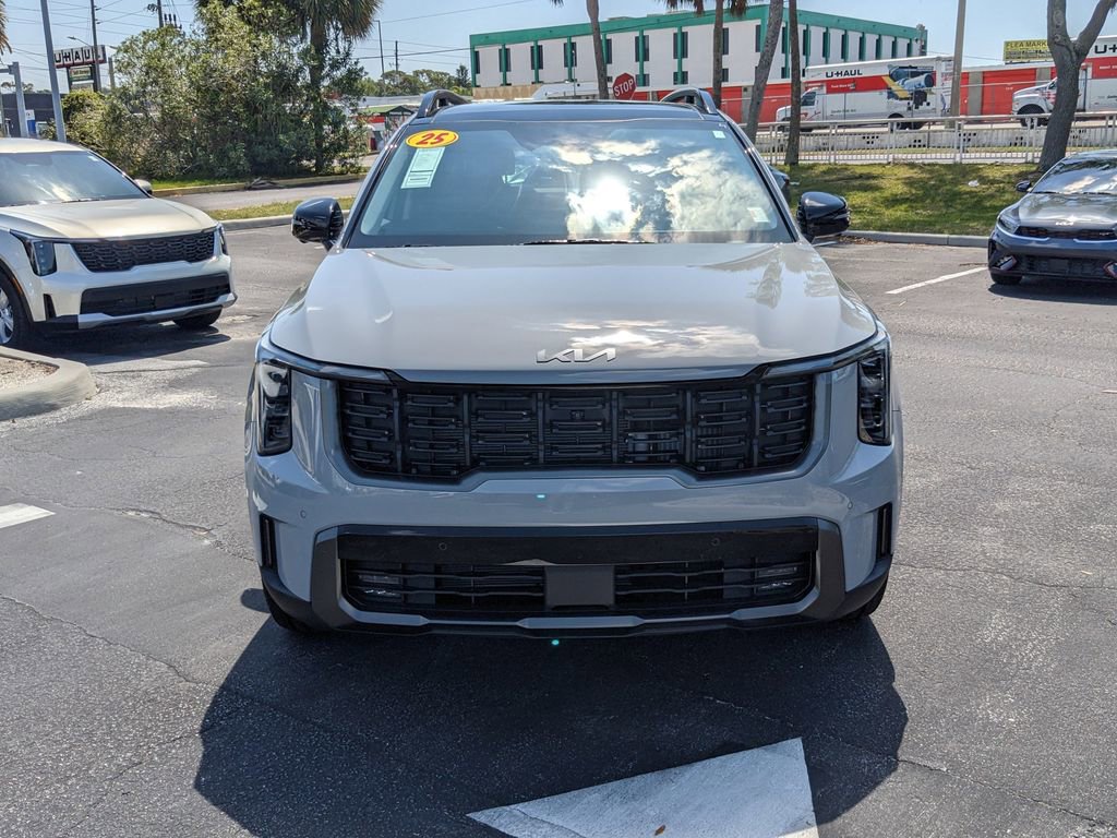 Certified 2025 Kia Sorento SX image 3