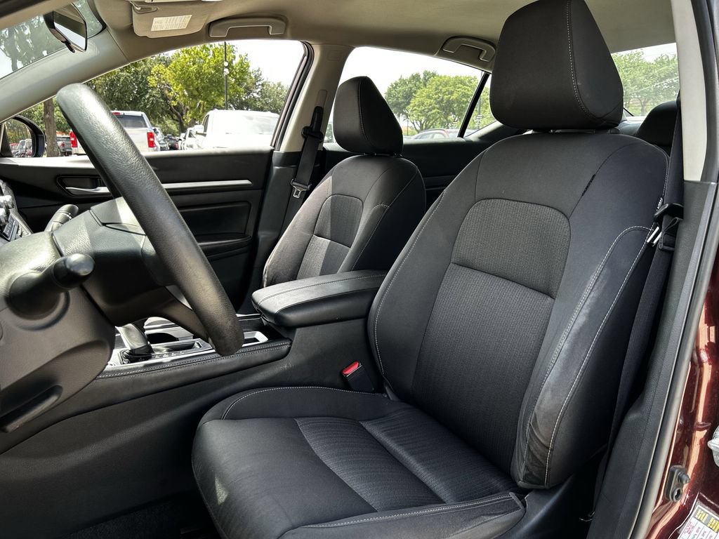 Used 2023 Nissan Altima 2.5 SV FWD image 26